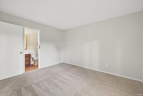 1529 E Dunstan Drive Bloomington IN 47401