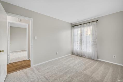1529 E Dunstan Drive Bloomington IN 47401