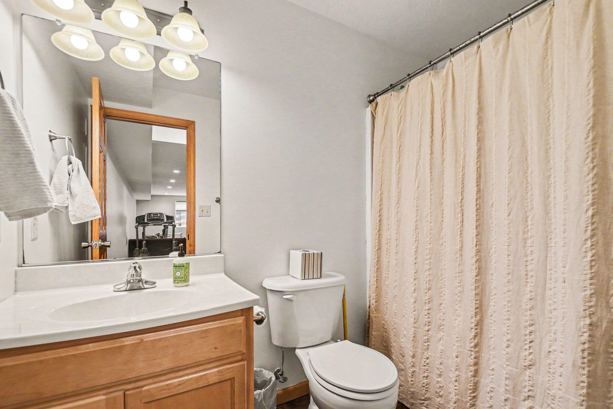 57175 Garnet Lane Goshen IN 46528