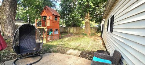 1807 N Saint James Boulevard Evansville IN 47711