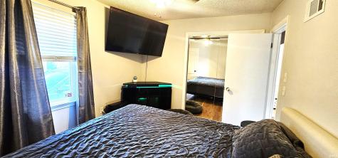 1807 N Saint James Boulevard Evansville IN 47711
