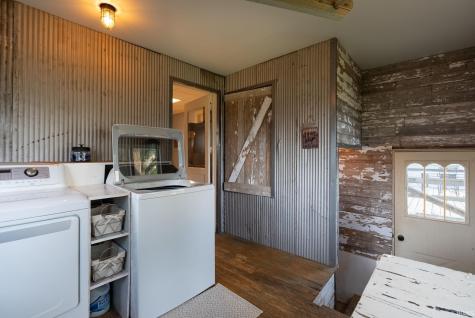 104 N 2nd Street Chalmers IN 47929