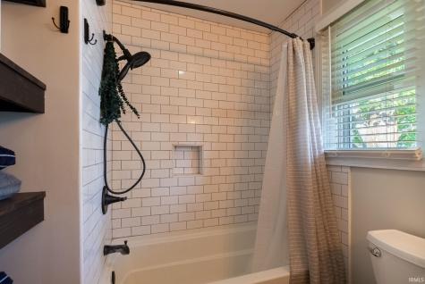 104 N 2nd Street Chalmers IN 47929