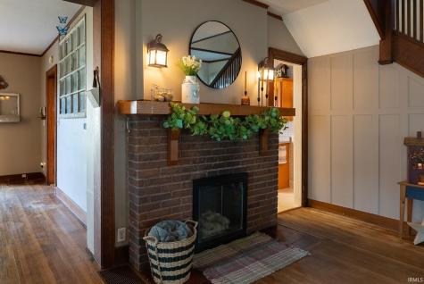 104 N 2nd Street Chalmers IN 47929