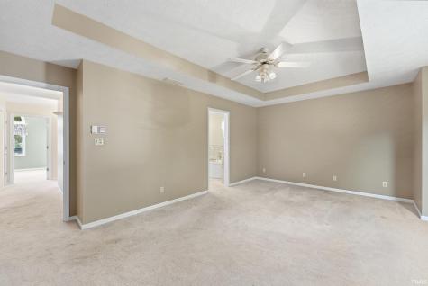 5600 W Sun Point Drive Muncie IN 47304