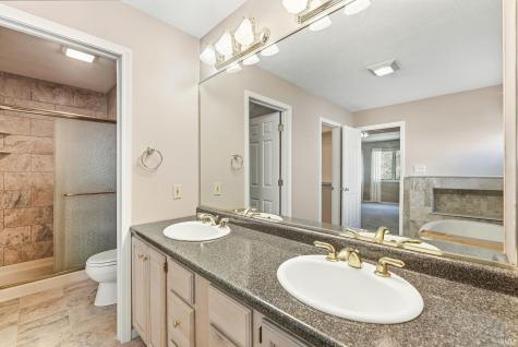 5600 W Sun Point Drive Muncie IN 47304