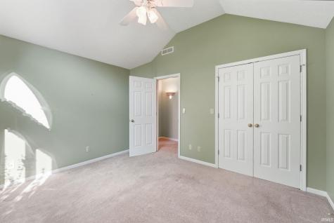 5600 W Sun Point Drive Muncie IN 47304
