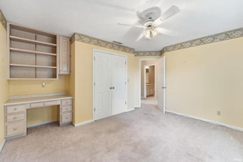 5600 W Sun Point Drive Muncie IN 47304