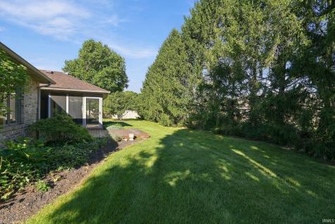 5600 W Sun Point Drive Muncie IN 47304