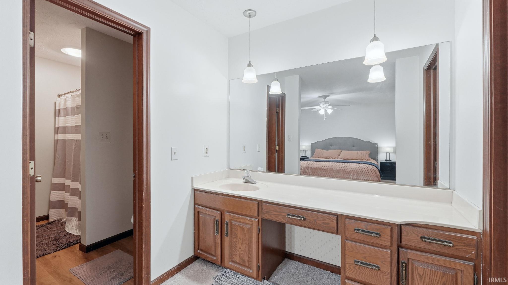 1896 S Lynnwood Drive Warsaw IN 46580