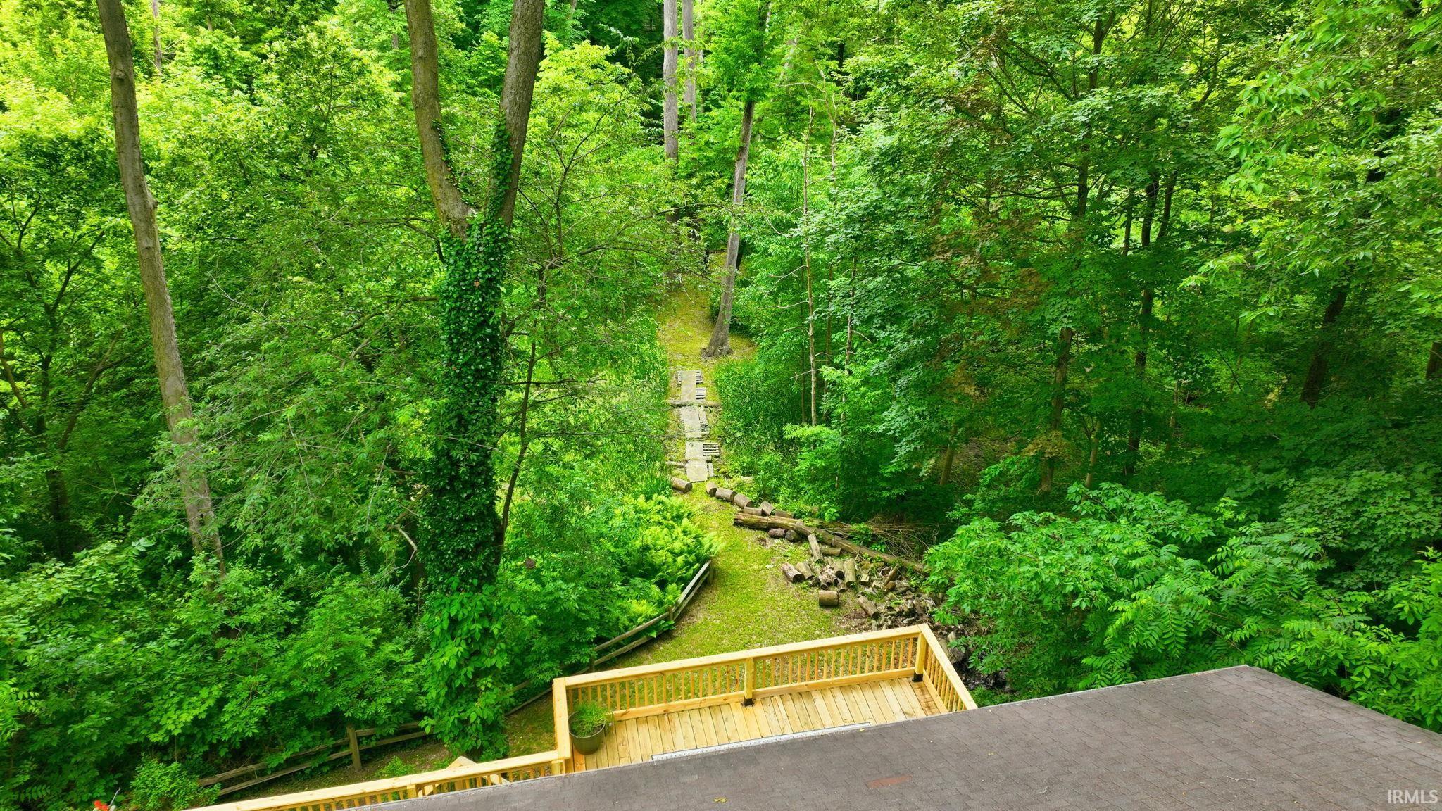 1896 S Lynnwood Drive Warsaw IN 46580
