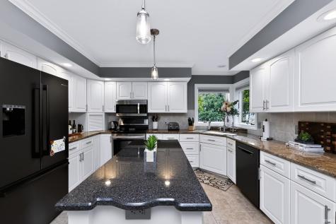 1401 Elmherst Court Goshen IN 46526