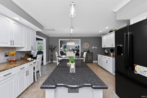 1401 Elmherst Court Goshen IN 46526