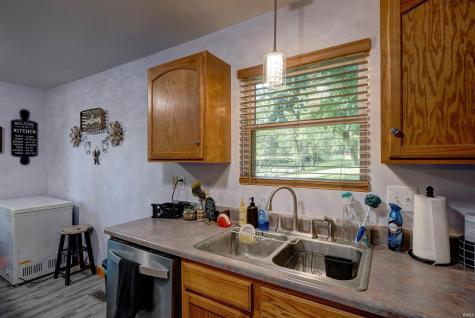 428 S 10th Street Rockport IN 47635