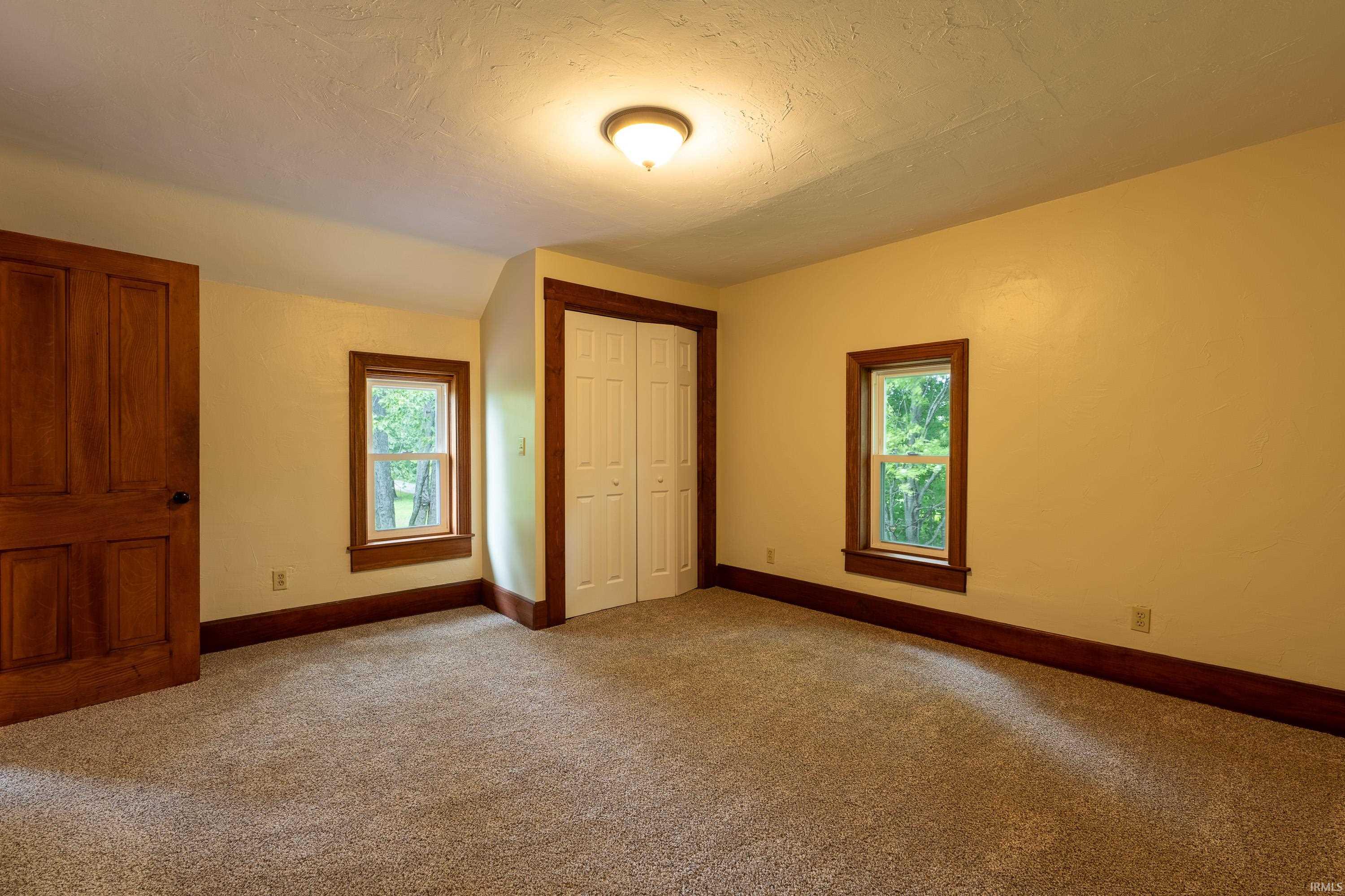 7177 W 100 N Rochester IN 46975