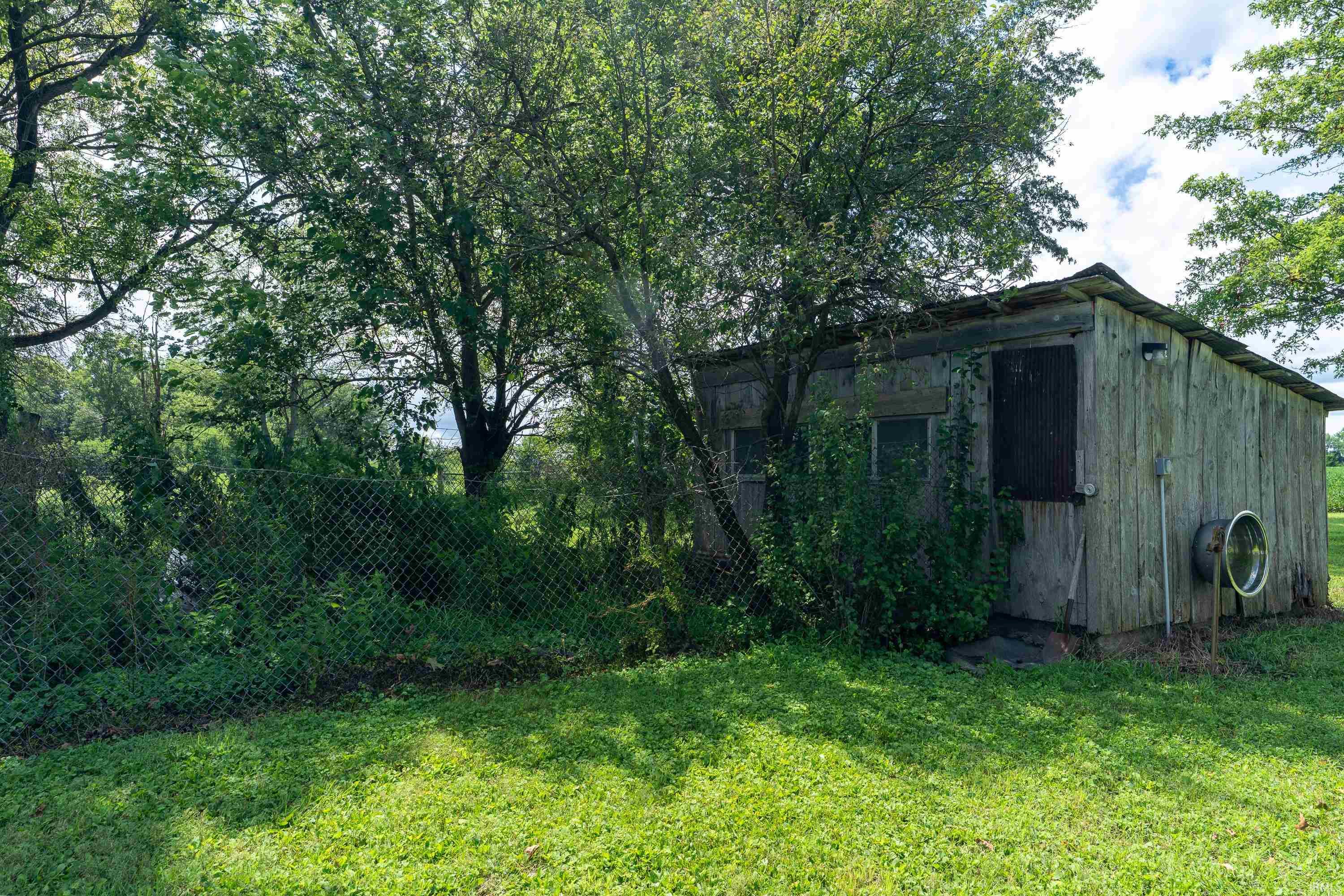 7177 W 100 N Rochester IN 46975