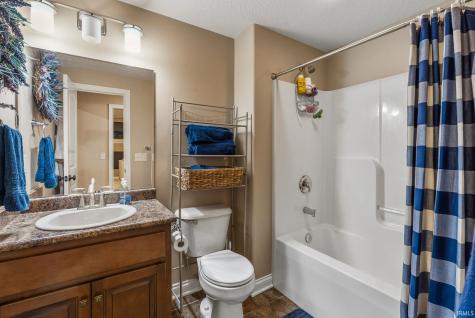 14911 Pirate Cove Fort Wayne IN 46814