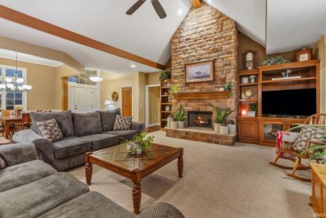 14911 Pirate Cove Fort Wayne IN 46814