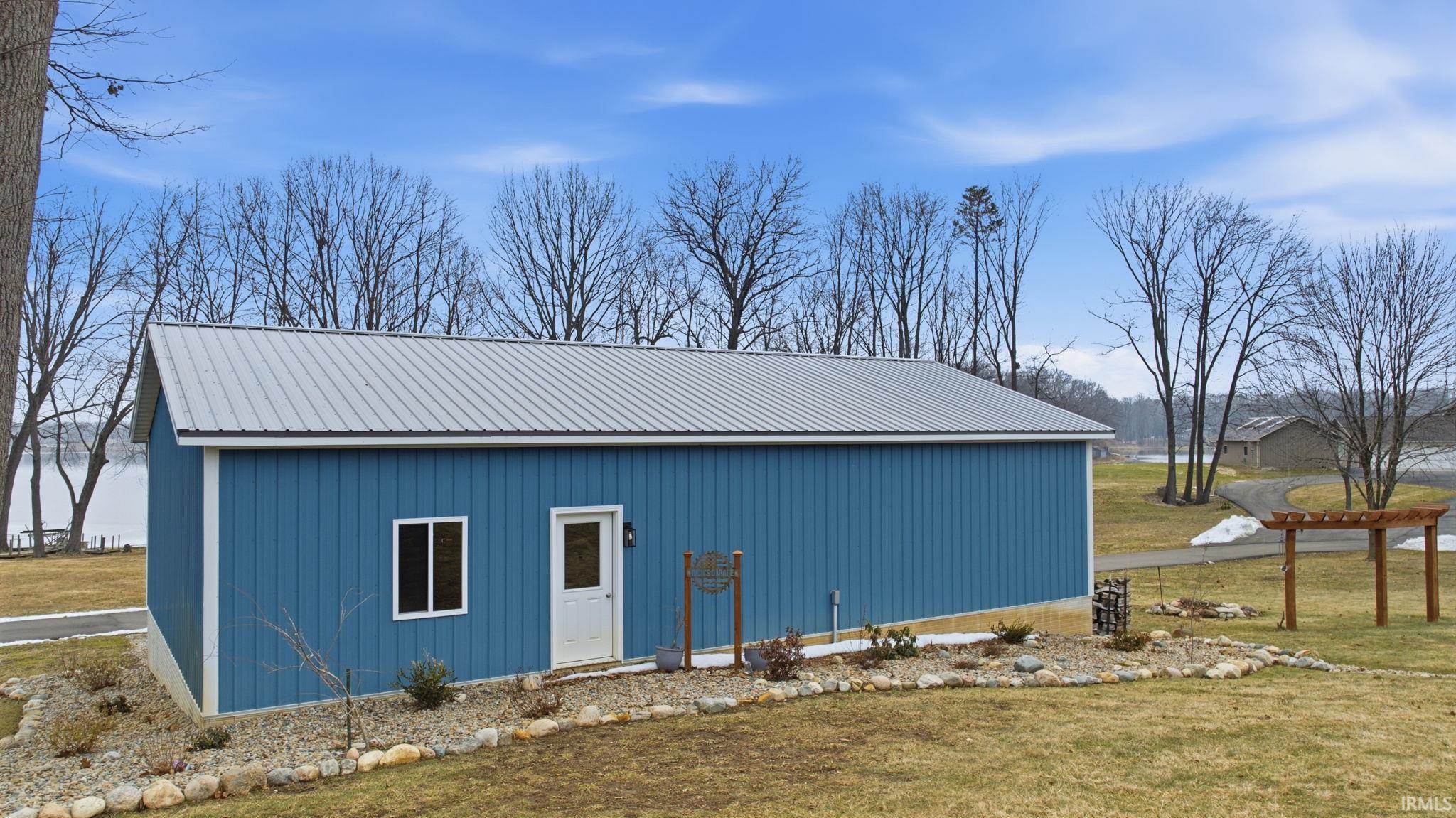 7395 E Hudson Pointe Lane New Carlisle IN 46552