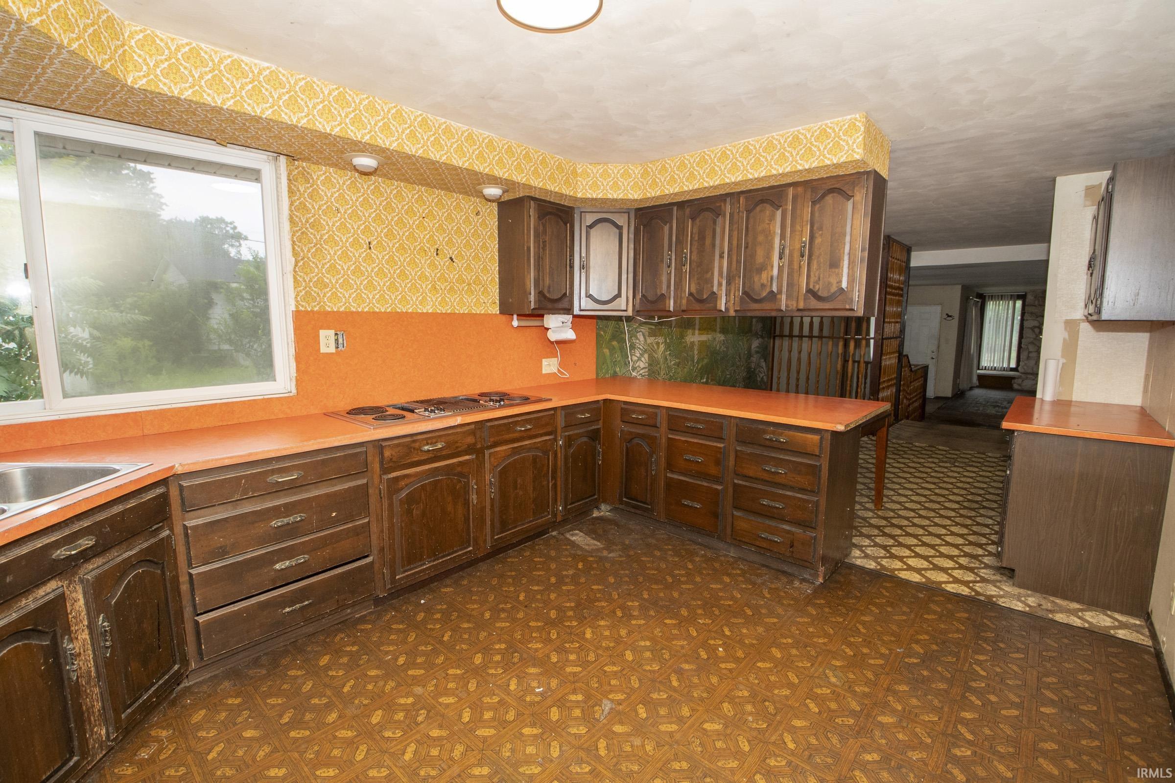 55452 Mayflower South Bend IN 46628