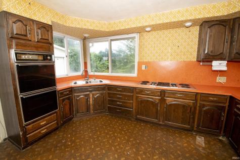 55452 Mayflower South Bend IN 46628