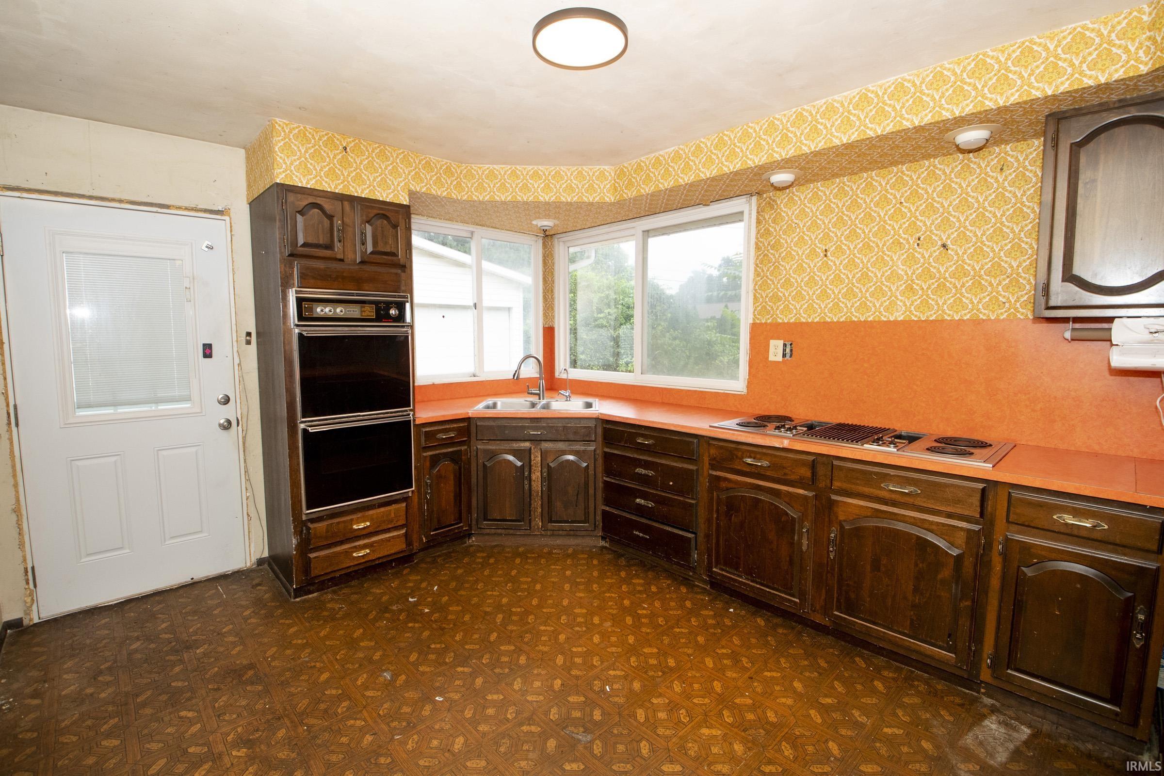 55452 Mayflower South Bend IN 46628