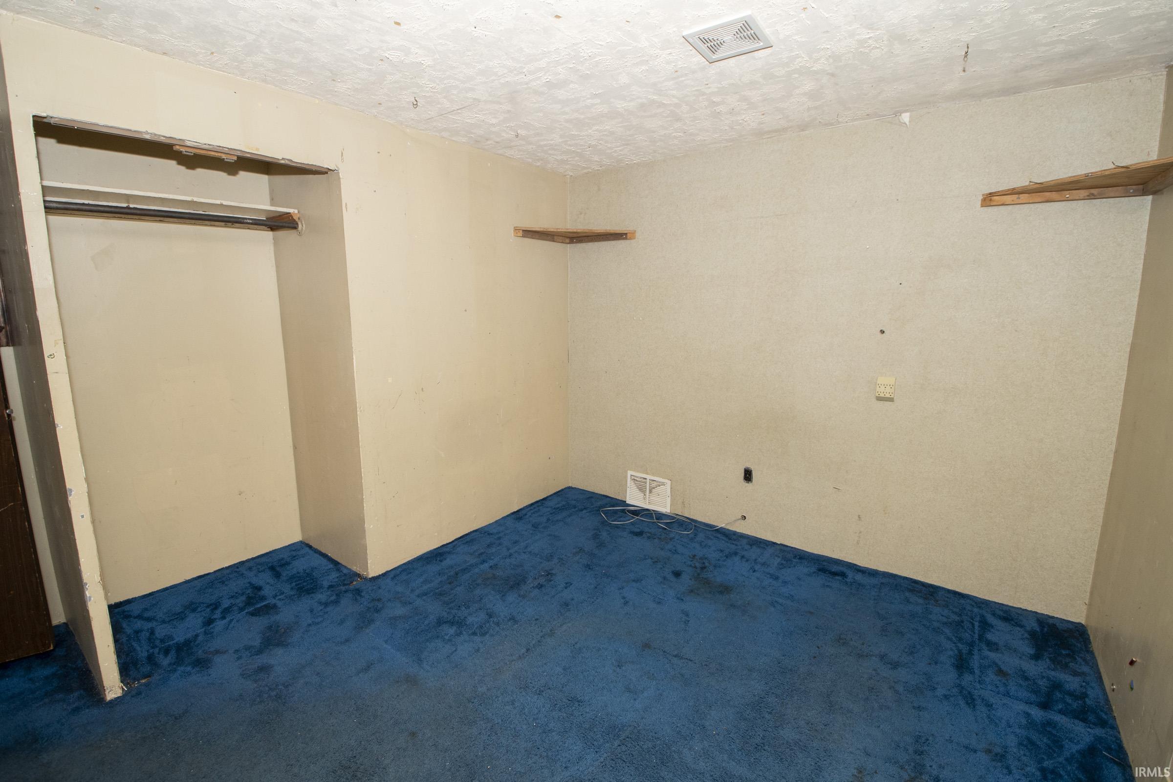 55452 Mayflower South Bend IN 46628