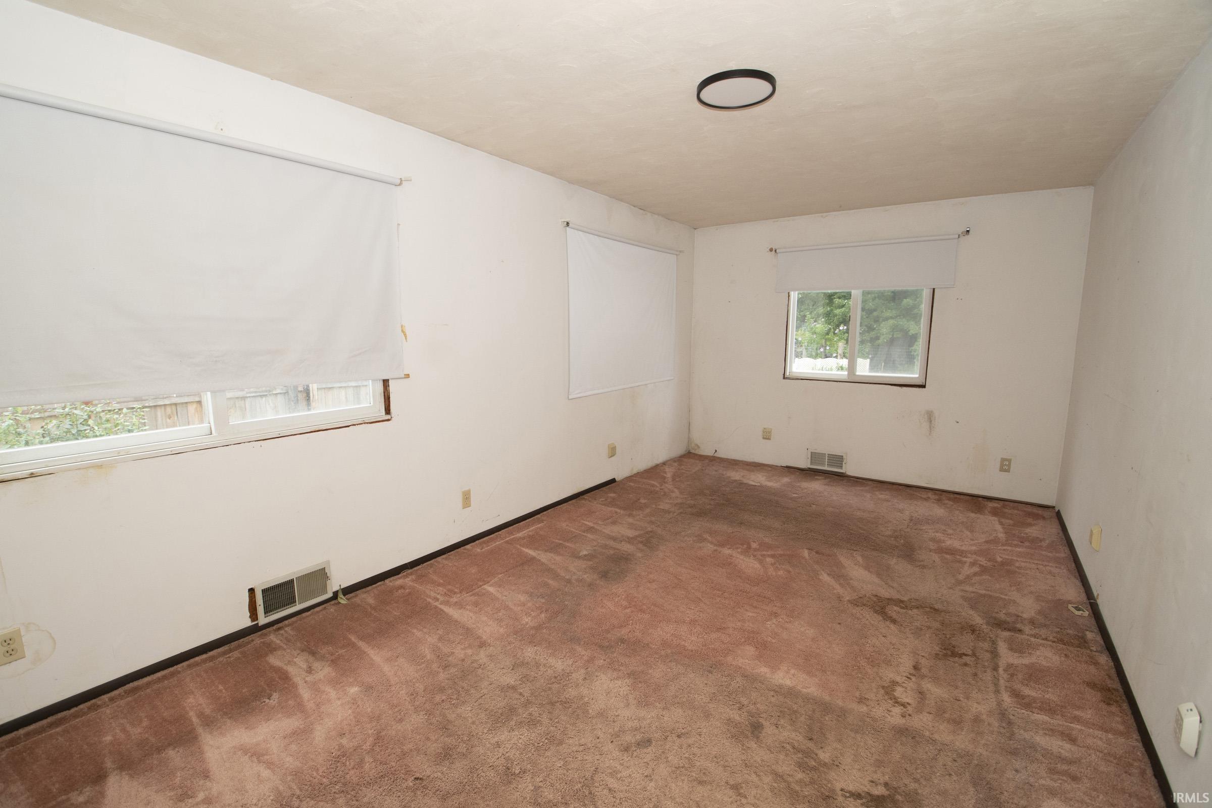 55452 Mayflower South Bend IN 46628