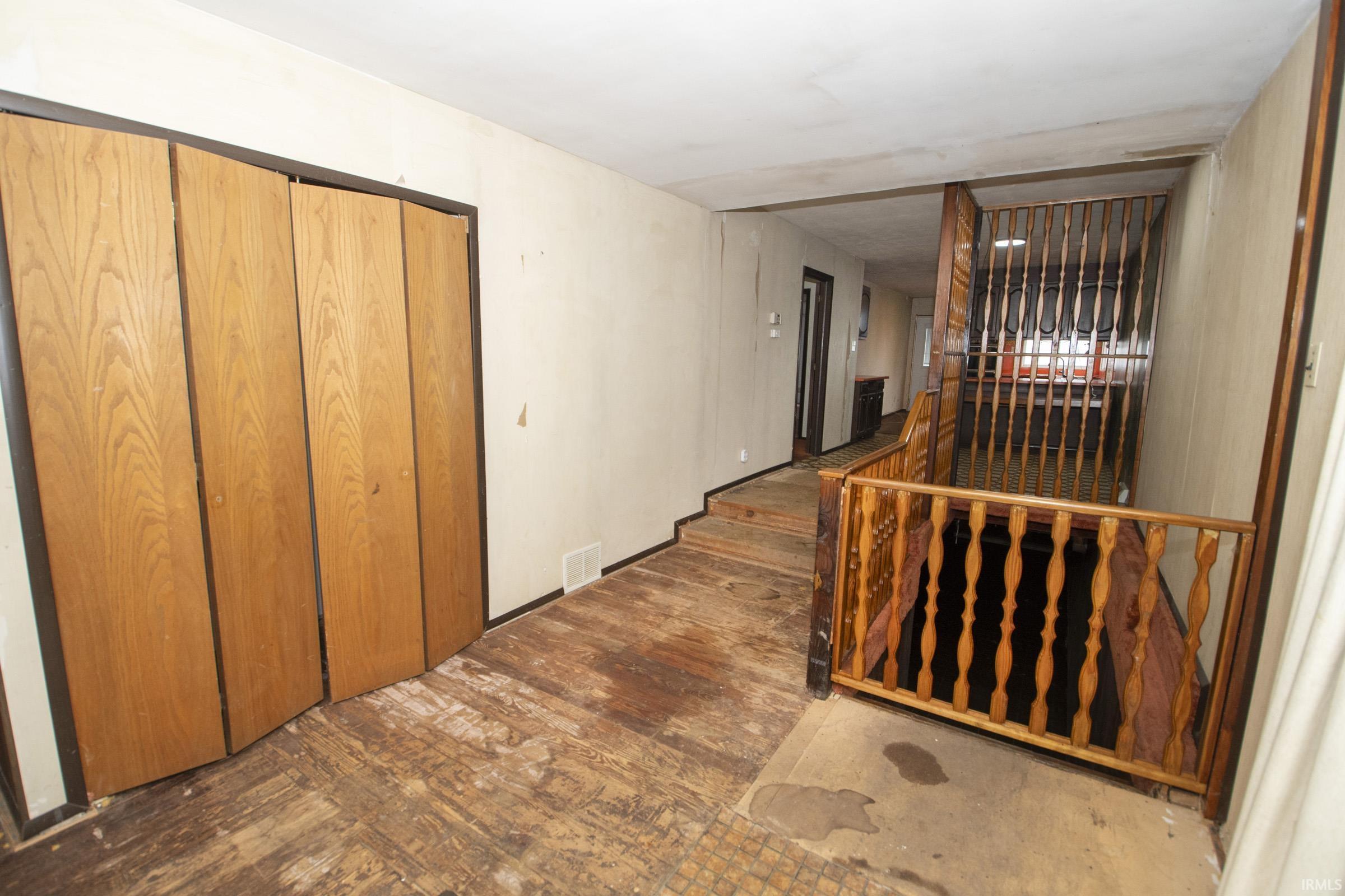 55452 Mayflower South Bend IN 46628