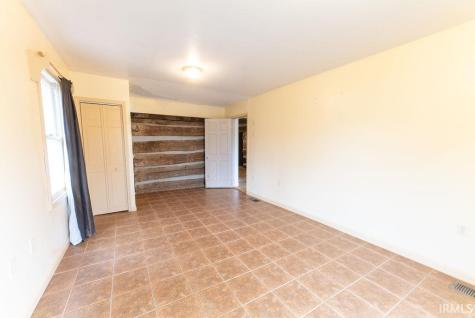 5775 E Guthrie Road Heltonville IN 47436