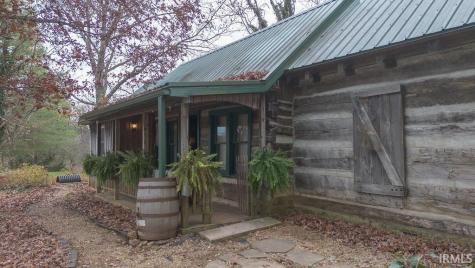 5775 E Guthrie Road Heltonville IN 47436