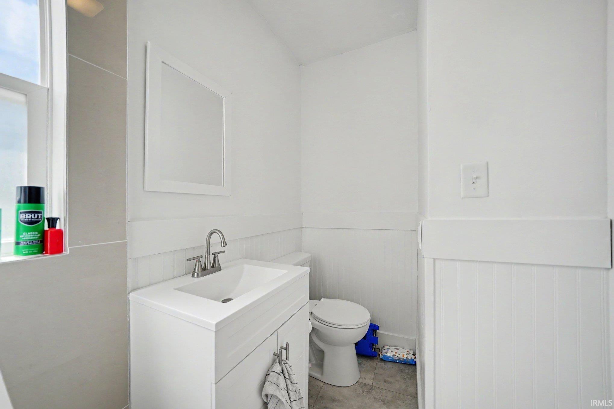 703 W 4th Street Mishawaka IN 46544
