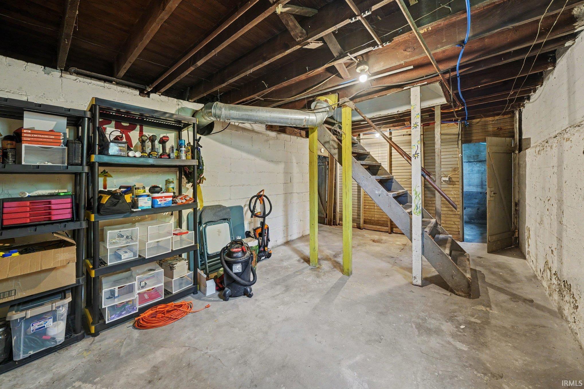 703 W 4th Street Mishawaka IN 46544