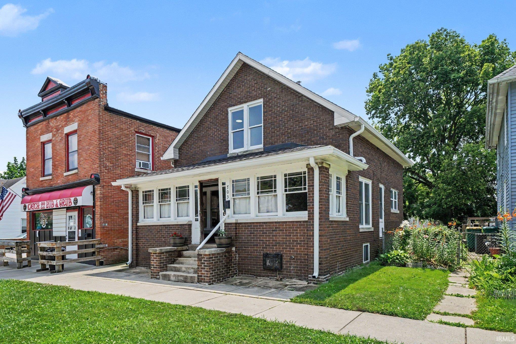 703 W 4th Street Mishawaka IN 46544