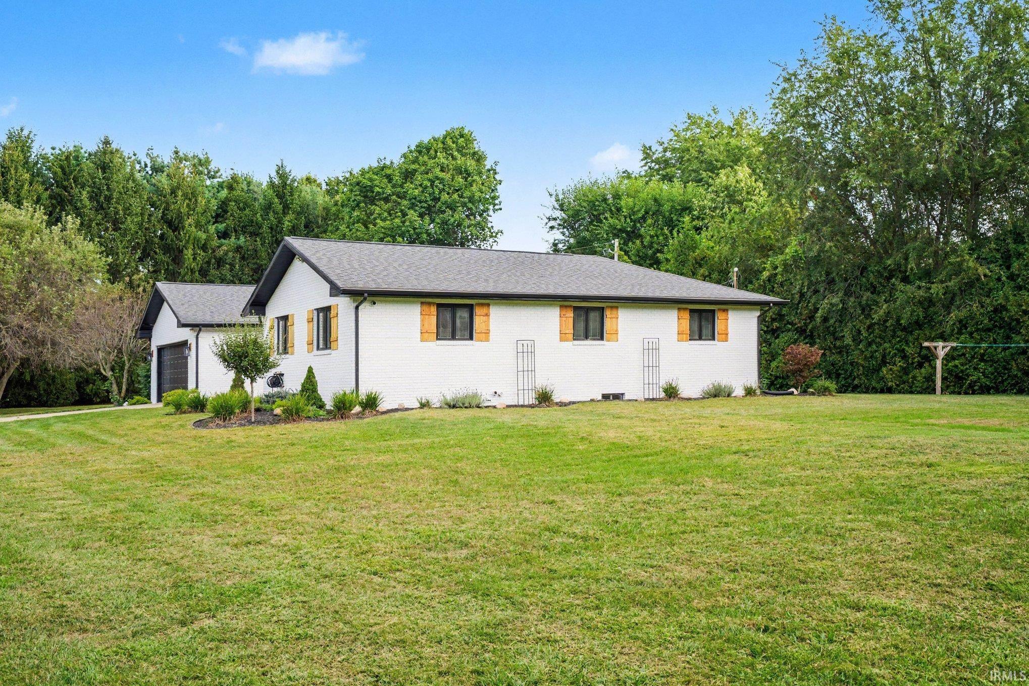 19964 County Road 18 Goshen IN 46528