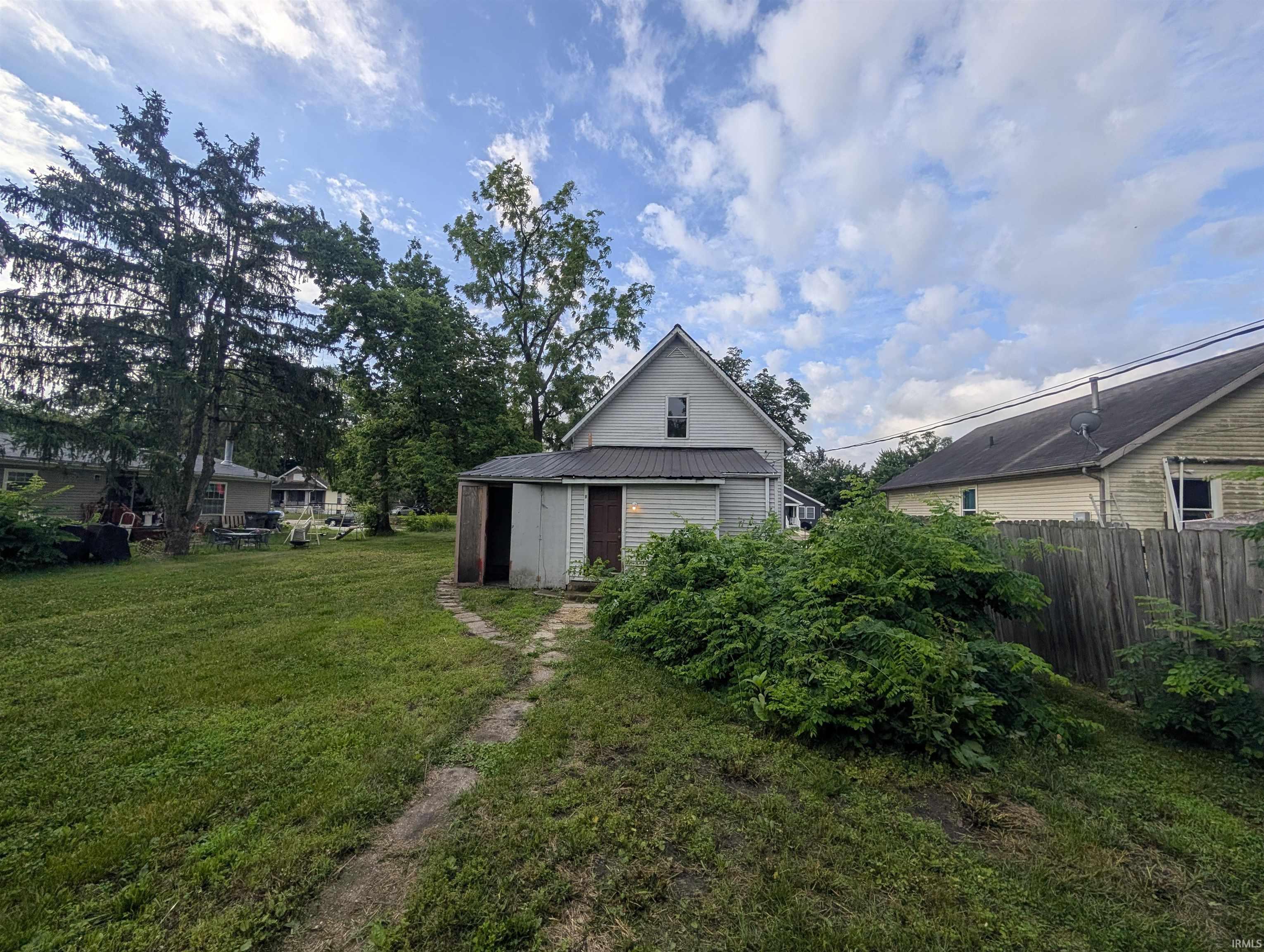 1028 W Garfield Avenue Elkhart IN 46516