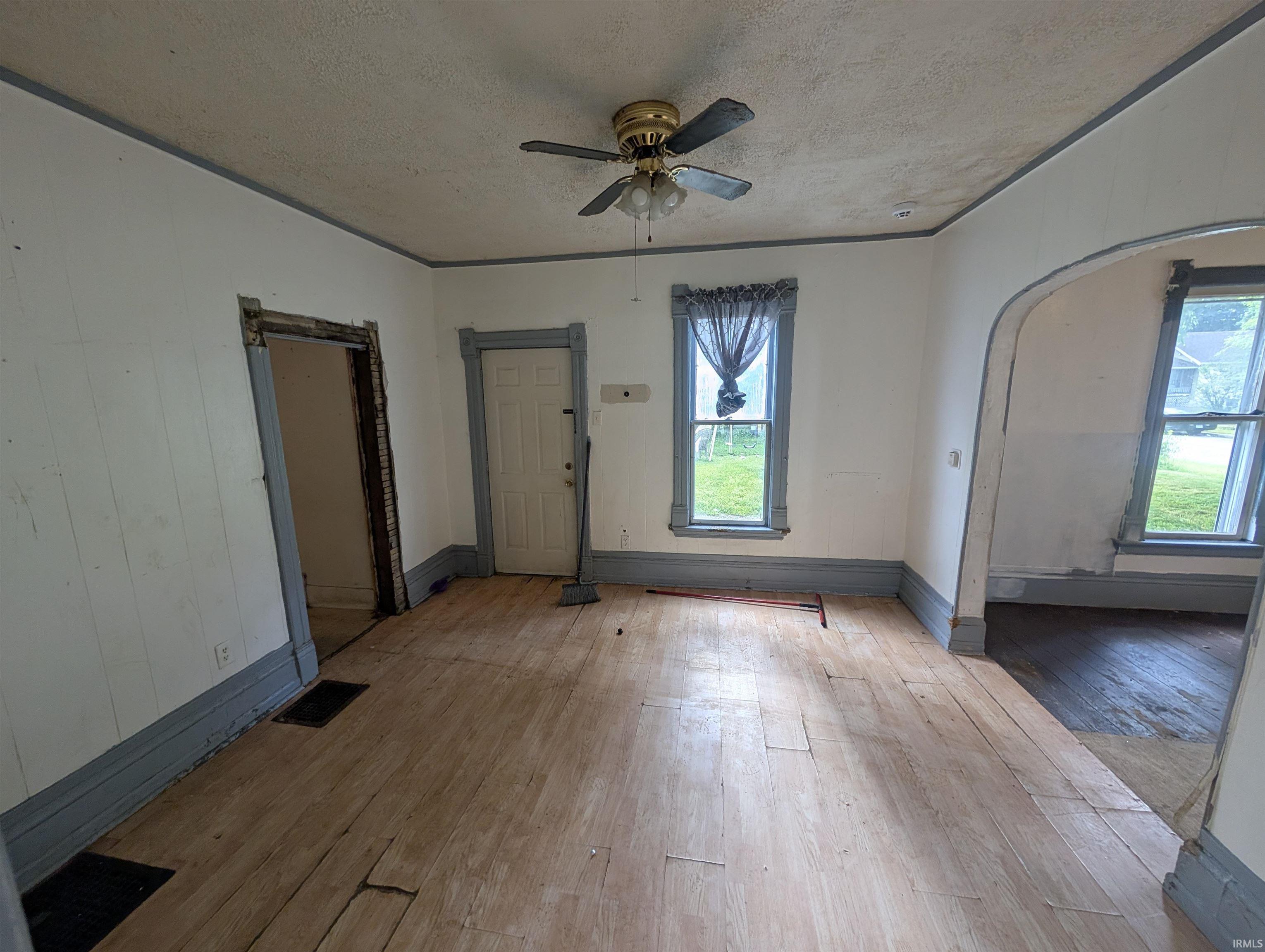 1028 W Garfield Avenue Elkhart IN 46516