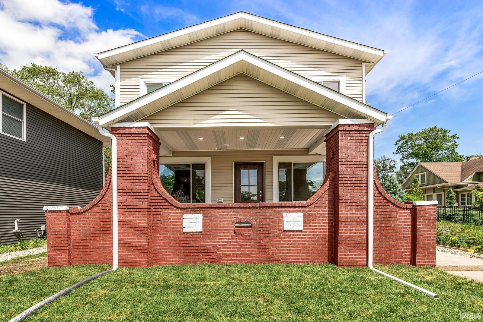 922 N Niles Avenue South Bend IN 46617