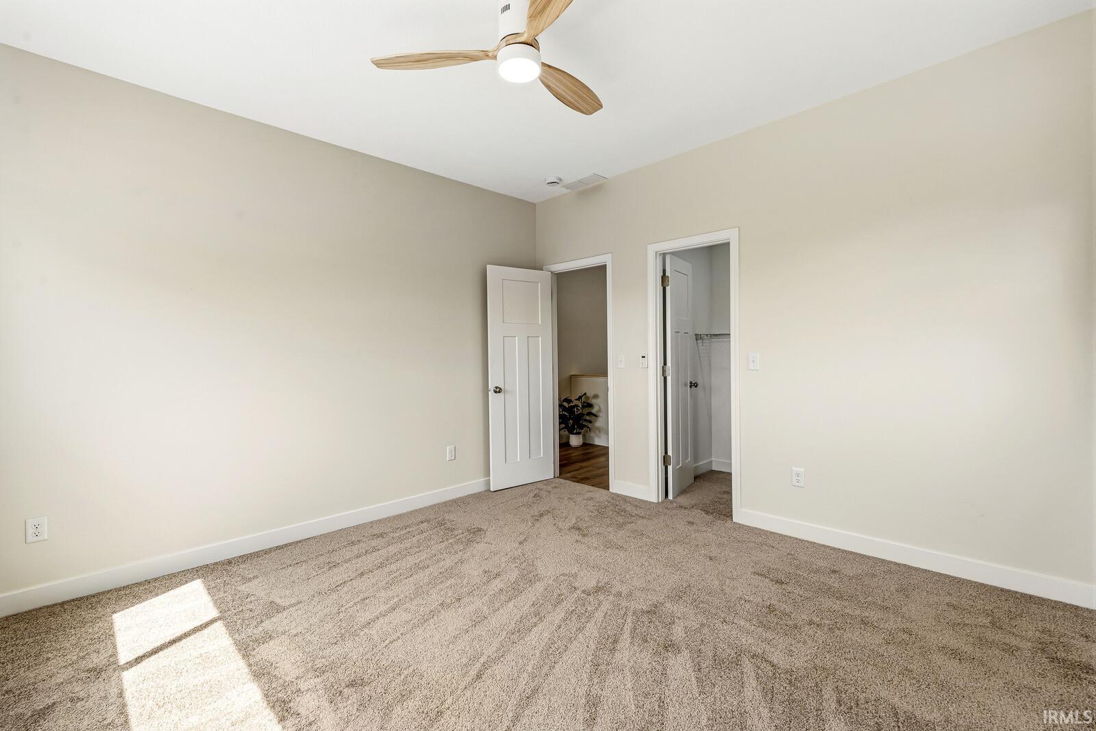 922 N Niles Avenue South Bend IN 46617