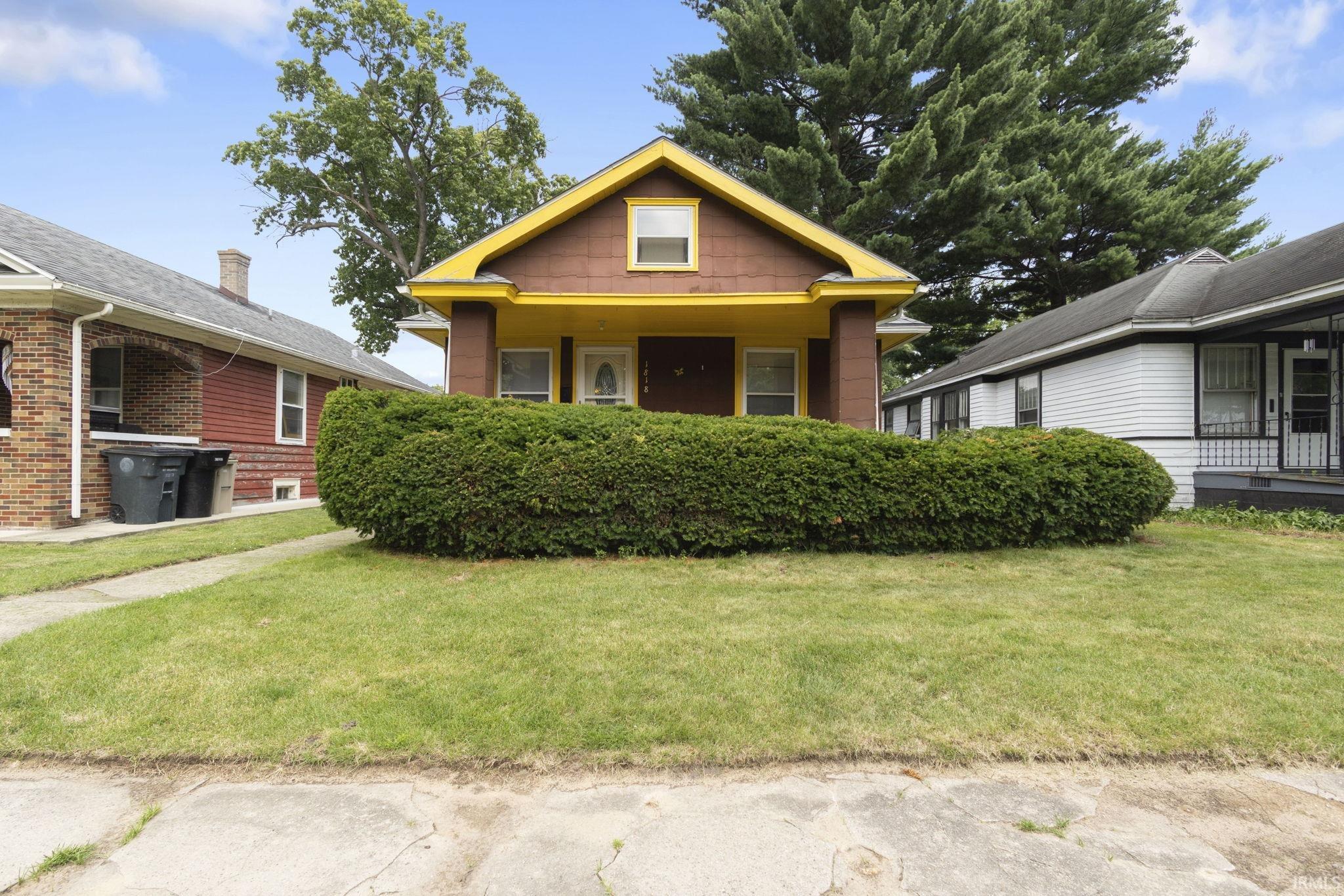 1818 Leer Street South Bend IN 46613