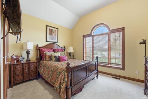 434 Royal Crest Drive Fort Wayne IN 46814