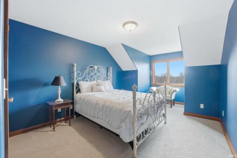434 Royal Crest Drive Fort Wayne IN 46814
