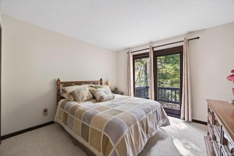 8002 N Lakeview Drive Unionville IN 47468