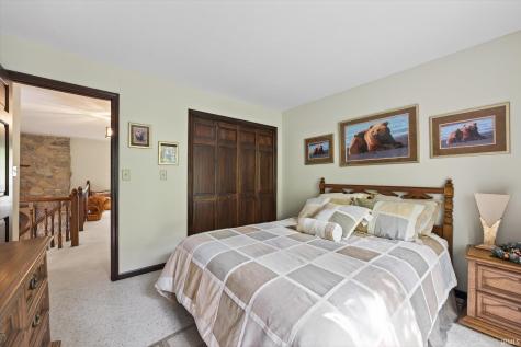 8002 N Lakeview Drive Unionville IN 47468