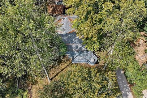 8002 N Lakeview Drive Unionville IN 47468