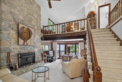 8002 N Lakeview Drive Unionville IN 47468