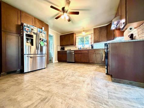 702 Pinhook Road Bedford IN 47421