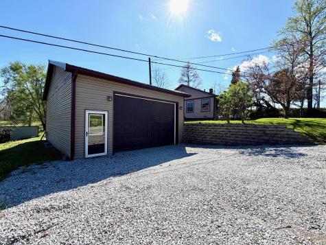 702 Pinhook Road Bedford IN 47421