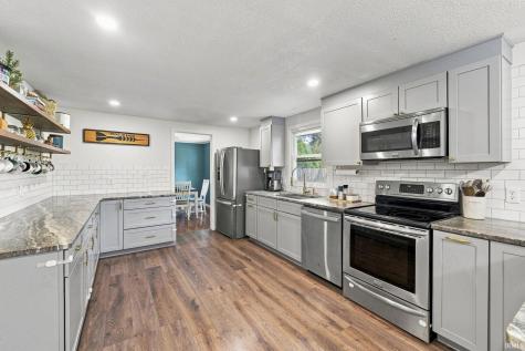 5915 Countess Drive Fort Wayne IN 46815