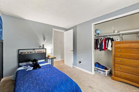 5915 Countess Drive Fort Wayne IN 46815